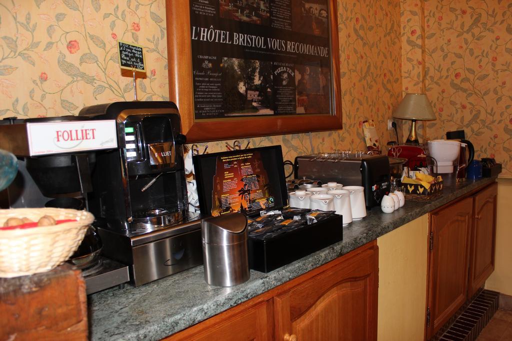 Hotel Bristol Châlons-en-Champagne Екстериор снимка
