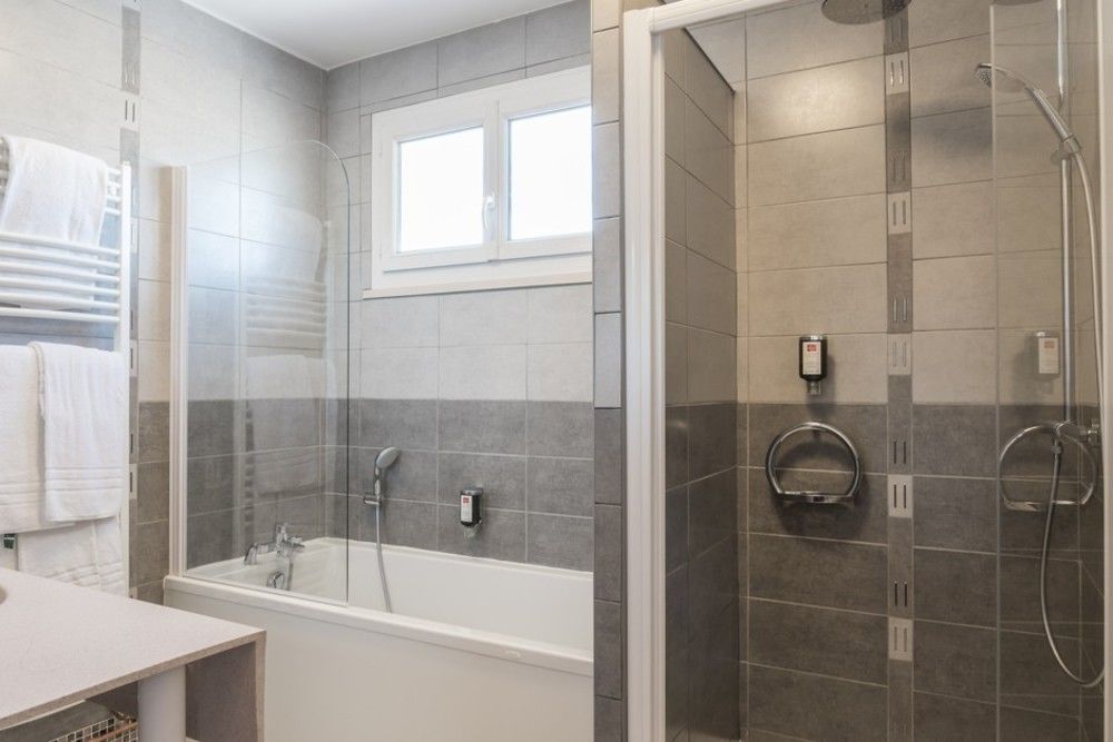 Hotel Bristol Châlons-en-Champagne Екстериор снимка